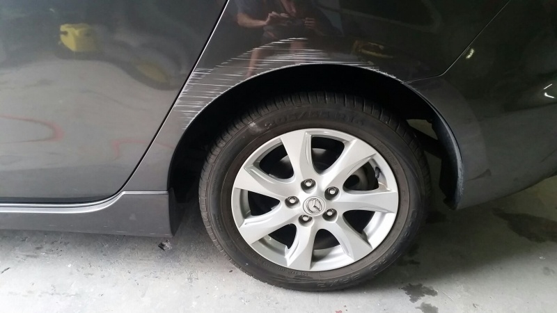 Mazda 3 wheel arch scrape BEFORE